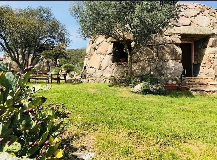 Bed & Breakfast Il Nuraghe Del Lago Coghinas Oschiri